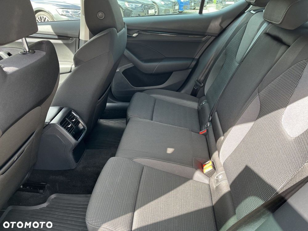Skoda Octavia 2.0 TDI Ambition - 17
