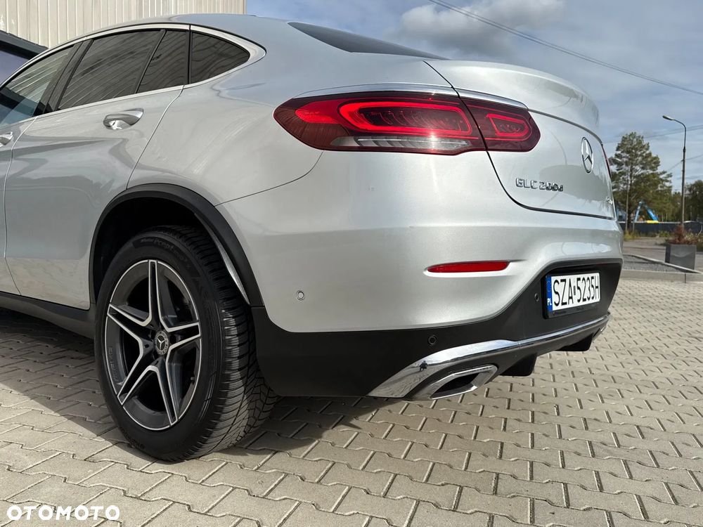 Mercedes-Benz GLC 200 d 4Matic 9G-TRONIC AMG Line Plus - 39