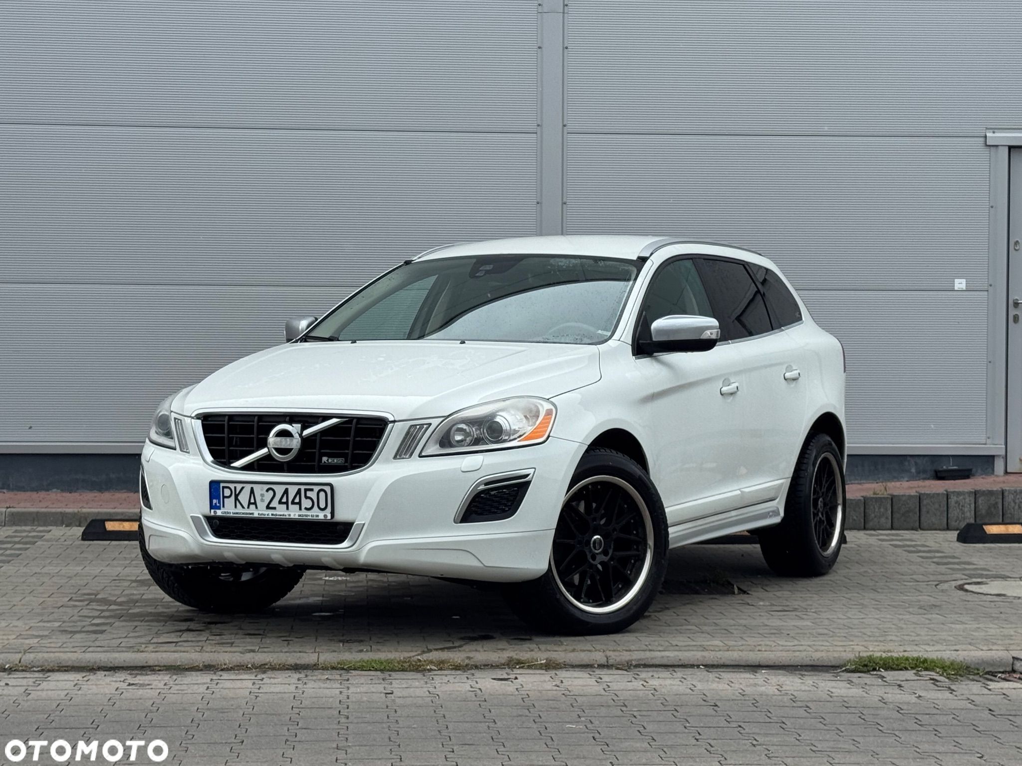 Volvo XC 60 D4 AWD Geartronic RDesign - 1