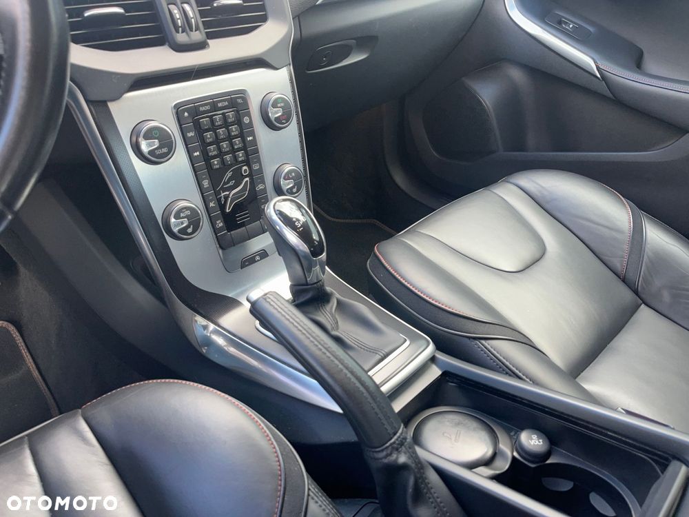 Volvo V40 - 16