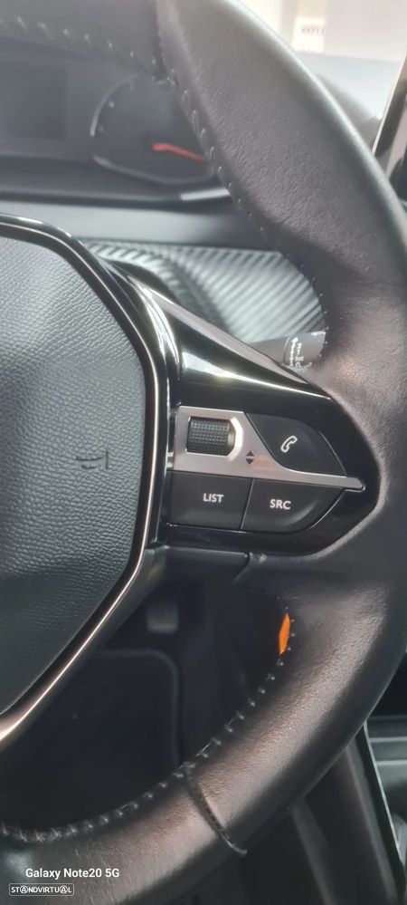 Peugeot 208 1.2 PureTech Like - 23