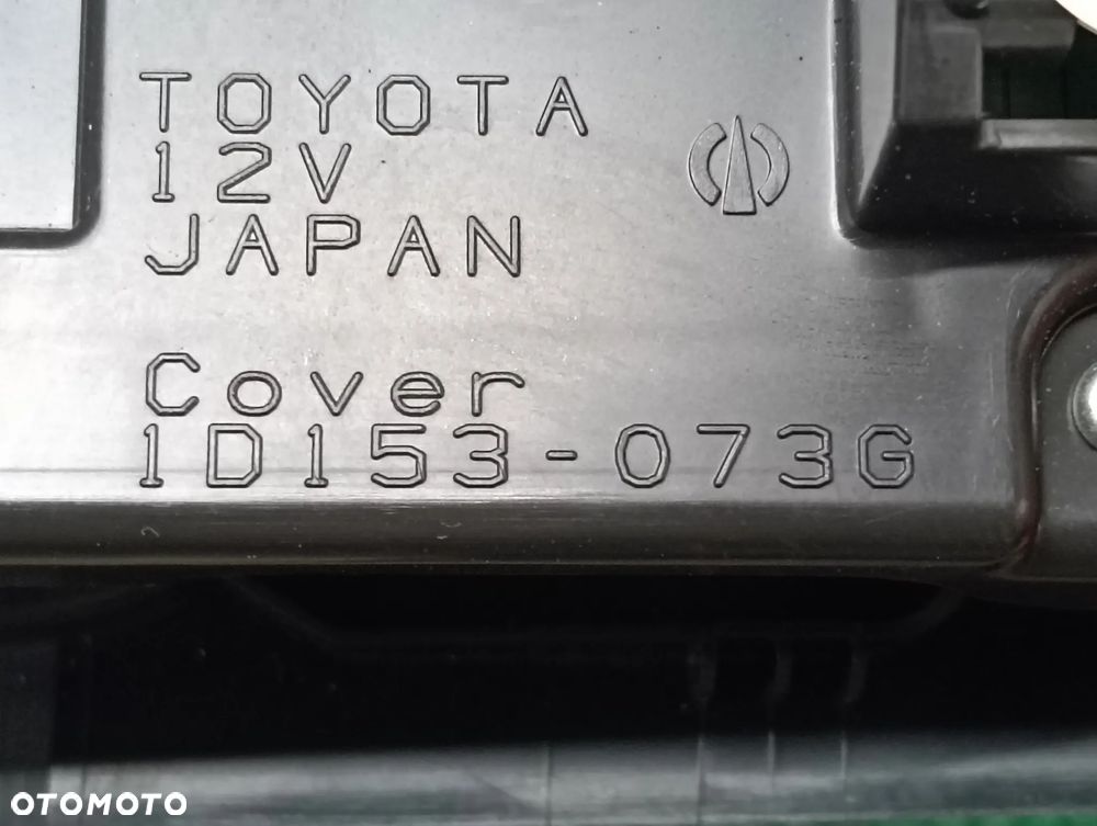 LEXUS IS F-sport 13-20r Lampka Podsufitki - 7