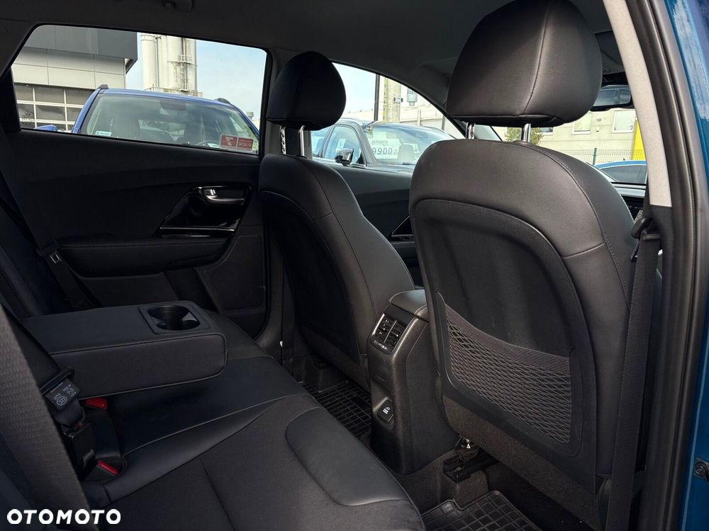 Kia Niro 1.6 GDI Hybrid L Business Line - 28