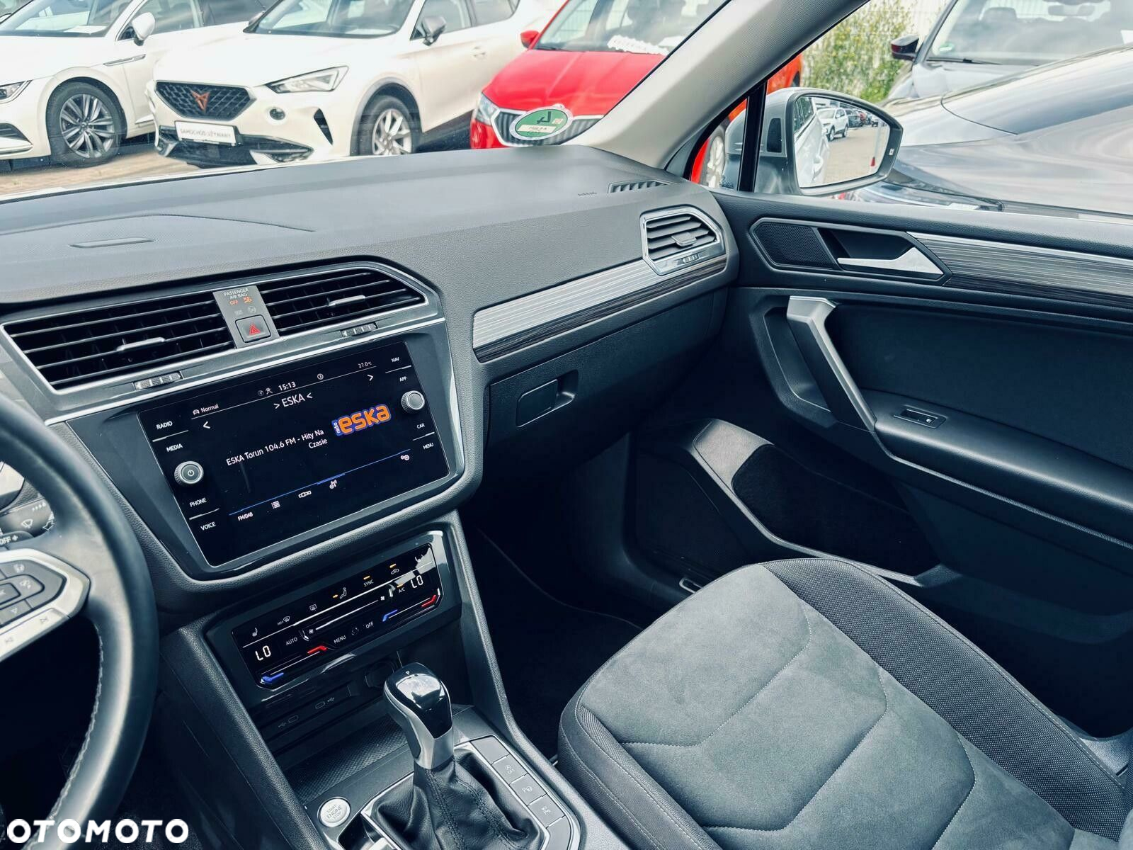 Volkswagen Tiguan 2.0 TDI SCR 4Mot Elegance DSG - 24