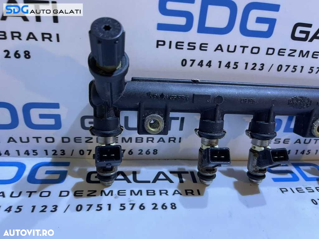 Rampa Presiune Benzina Injector Injectoare Fiat Doblo 1 1.2 2001 - 2010 Cod 3219018301 - 3