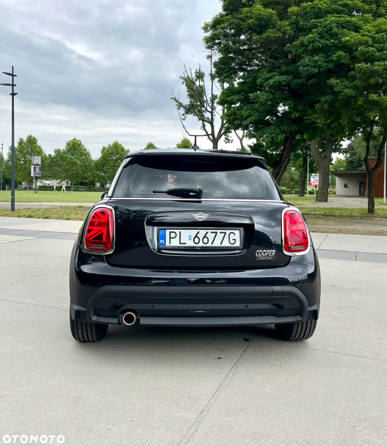MINI Cooper Standard - 5