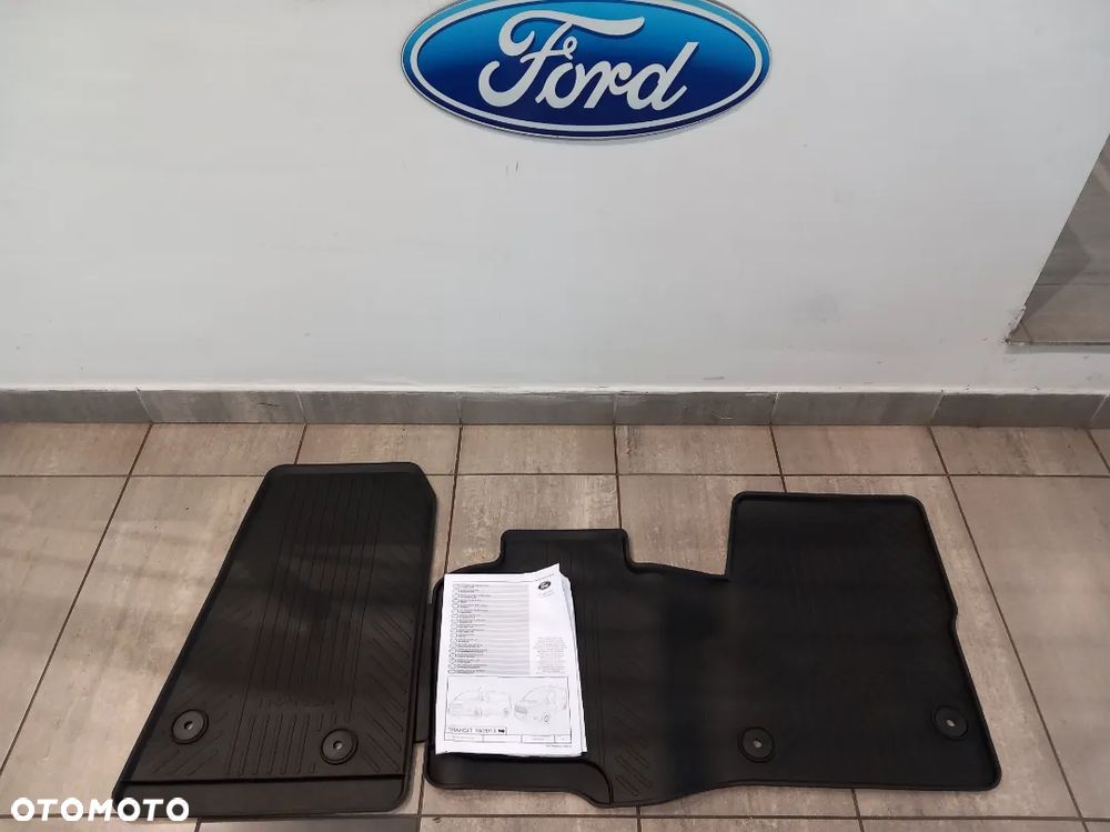 Dywaniki Gumowe przednie Ford Transit 10/2013- 2047030 - 2
