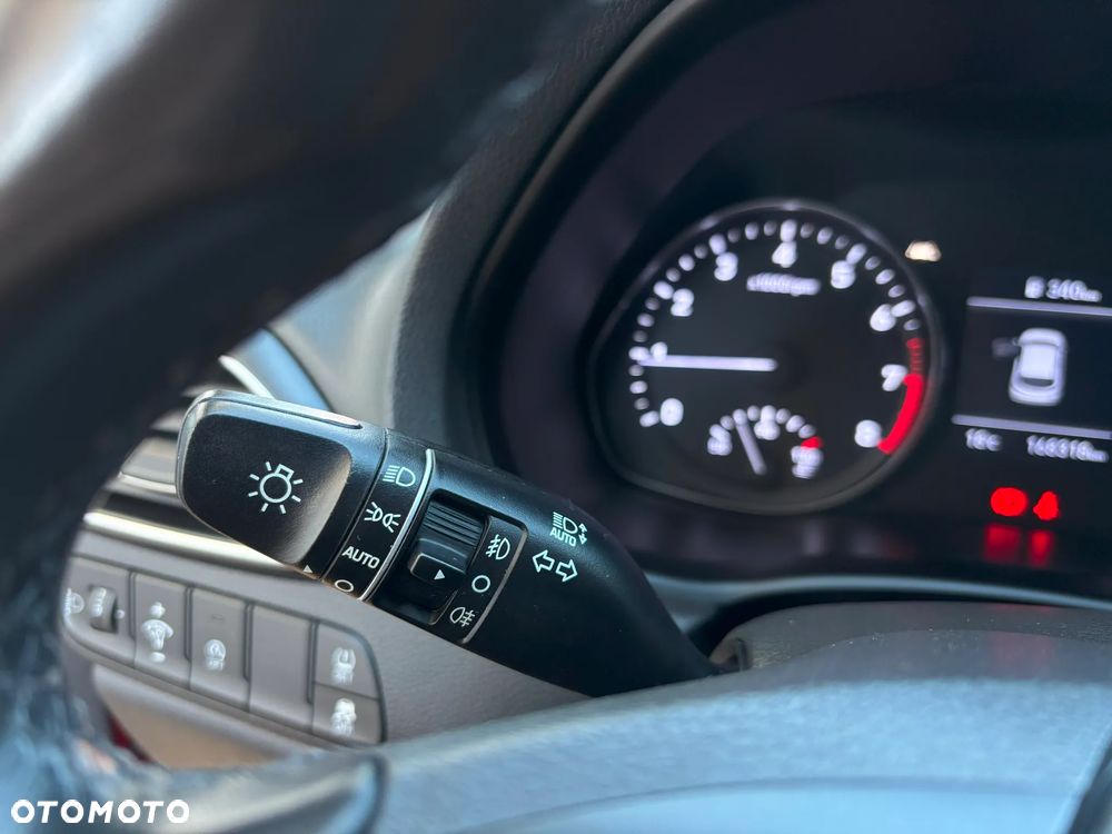 Hyundai i30 1.5 DPI Modern - 24