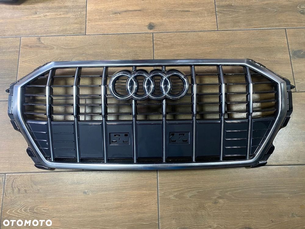 AUDI Q3 II 83A S-LINE 18- GRILL 83A853651F ORG. - 1