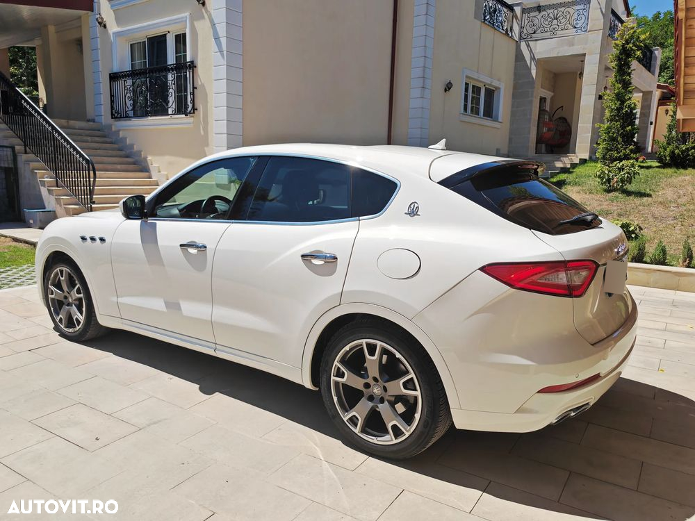 Maserati Levante - 4