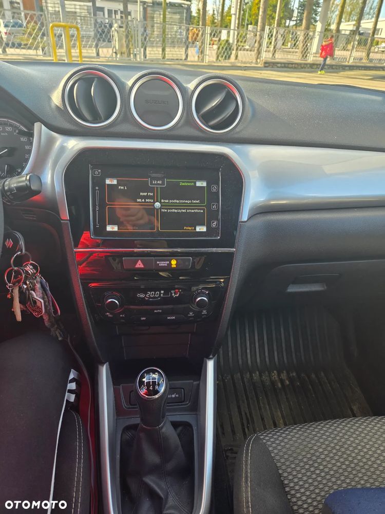 Suzuki Vitara 1.6 Premium 4WD - 6