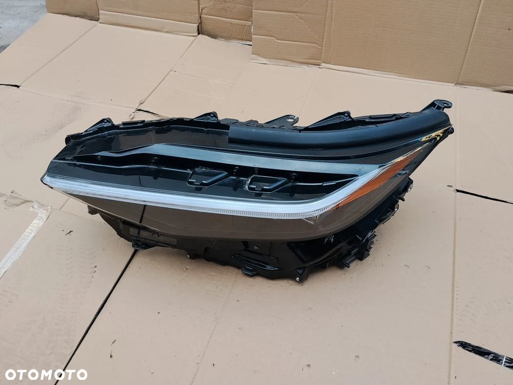 Lampa Lewa Full LED Toyota bz4x Europa