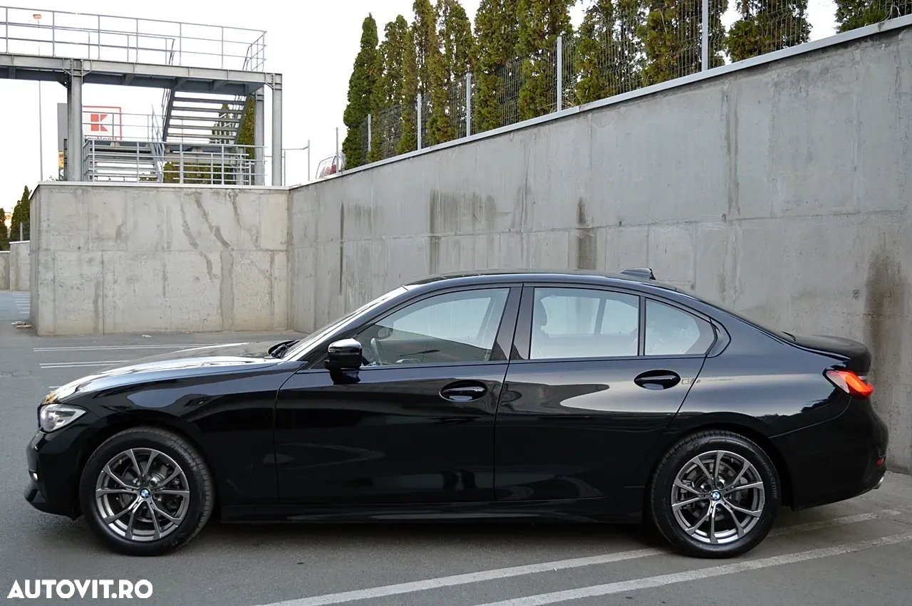 BMW Seria 3 318d GT Aut. Sport Line - 27