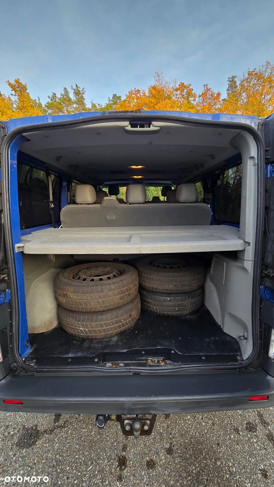 Opel Vivaro - 8