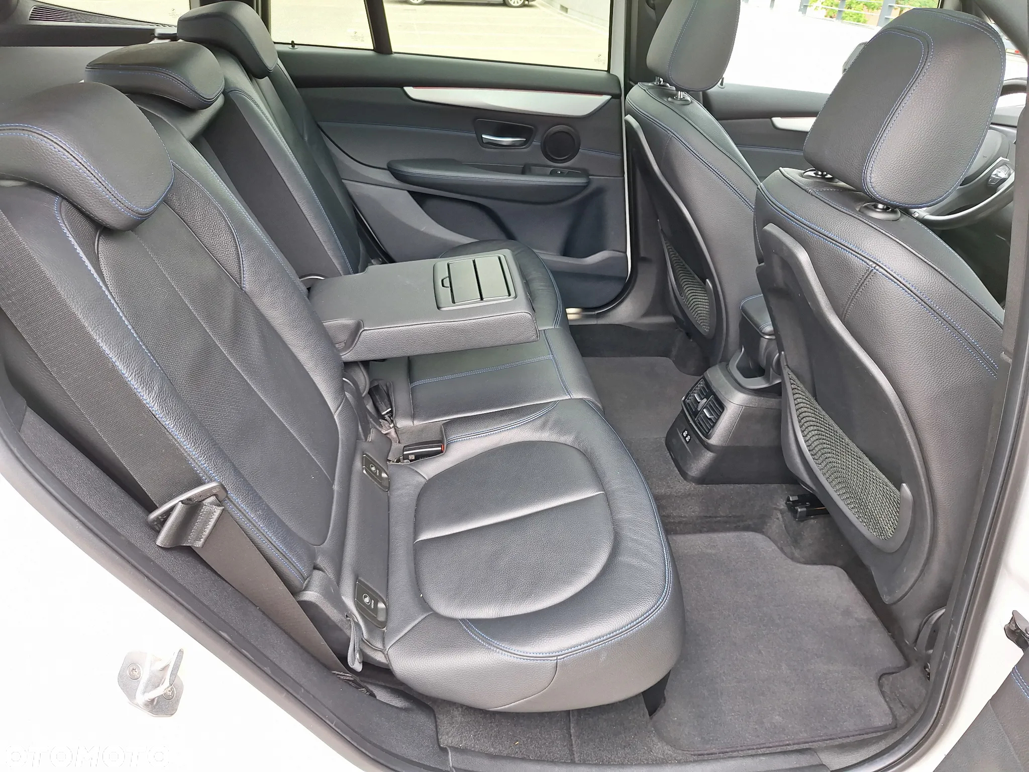 BMW Seria 2 220i GT M Sport - 25