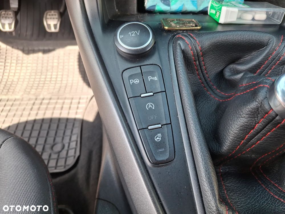 Ford Focus 1.5 EcoBoost ST-Line Black ASS - 32