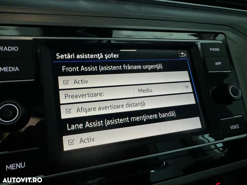 Volkswagen Passat 2.0 TDI DSG Advance - 22