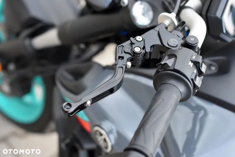Yamaha MT - 30