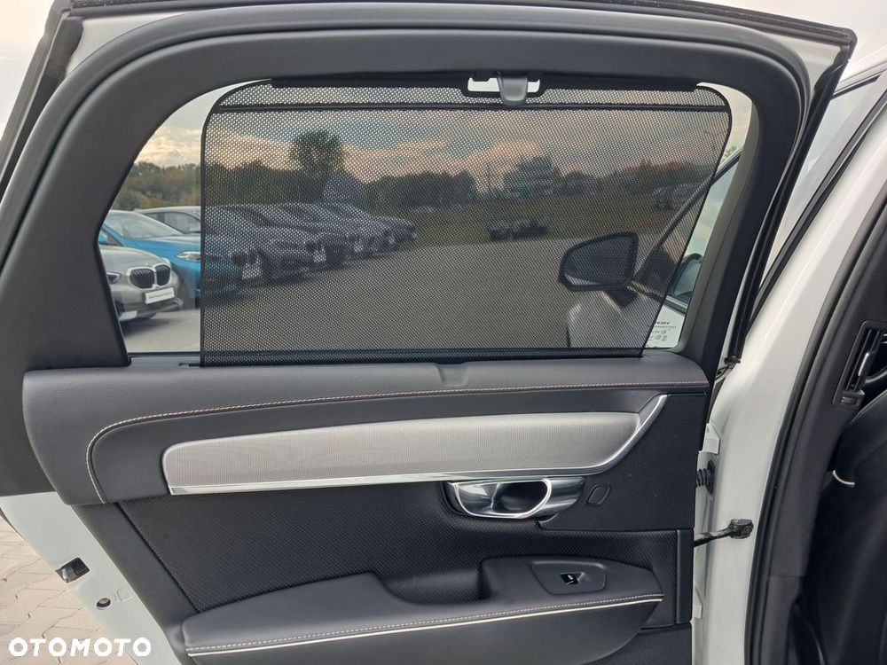Volvo S90 - 28