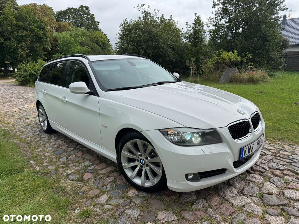 BMW Seria 3 318d DPF Touring Edition Sport - 1