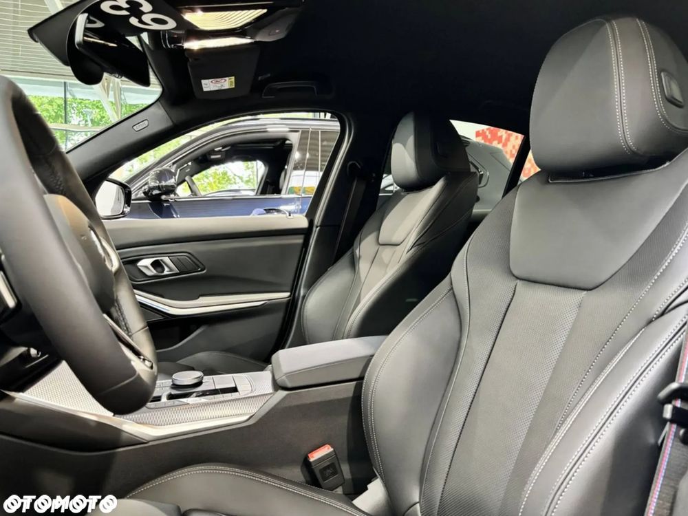 BMW Seria 3 320i xDrive M Sport - 7