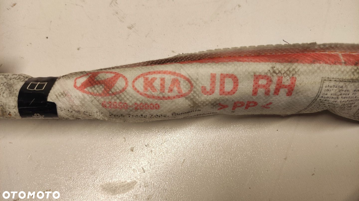 KURTYNA POWIETRZNA PRAWA KIA CEED II KOMBI 85020-A2000 12-17 - 3
