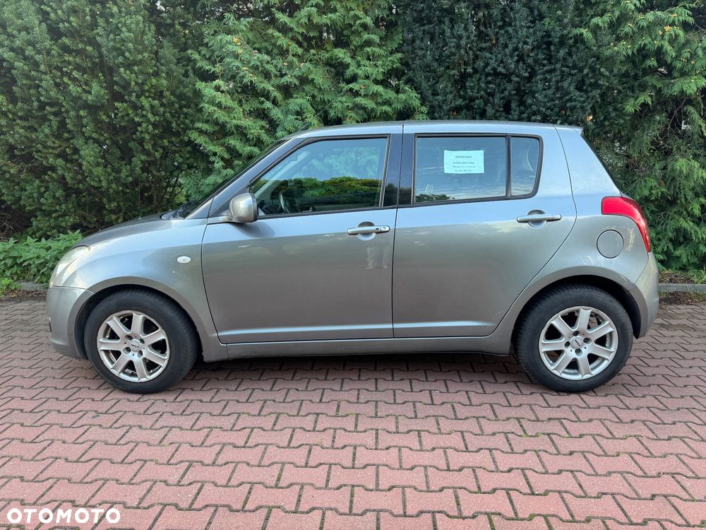 Suzuki Swift 2008 photo 4