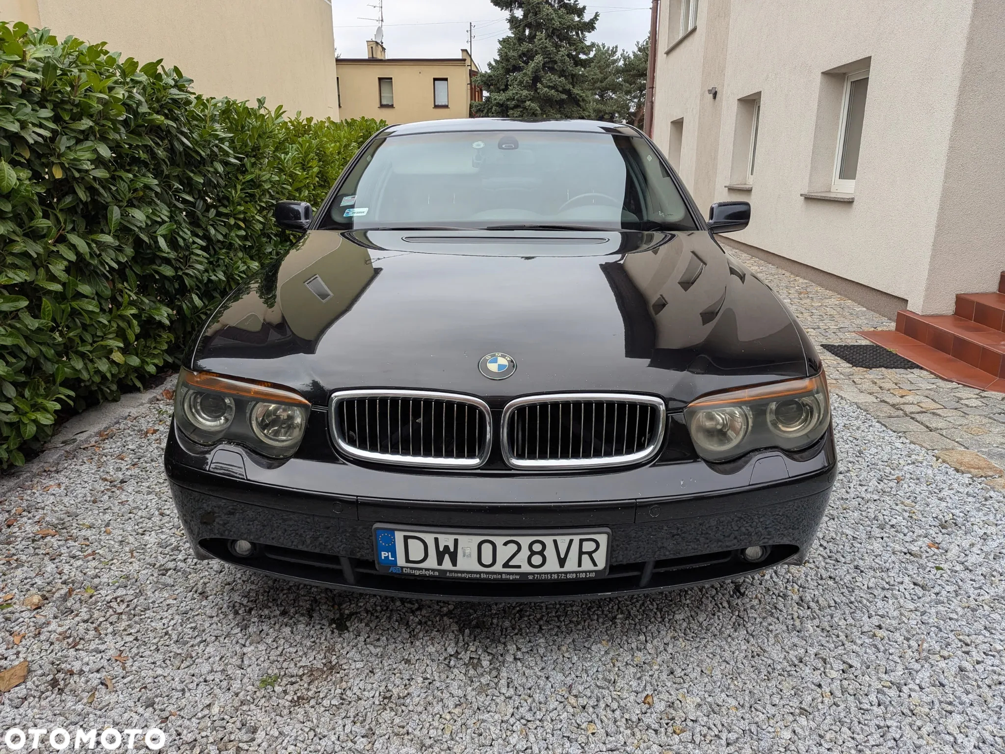 BMW Seria 7 745i - 5