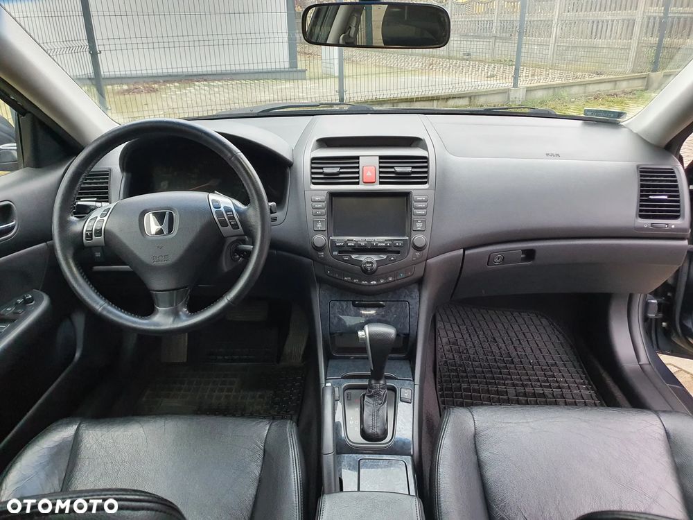 Honda Accord 2.4 Executive - 20