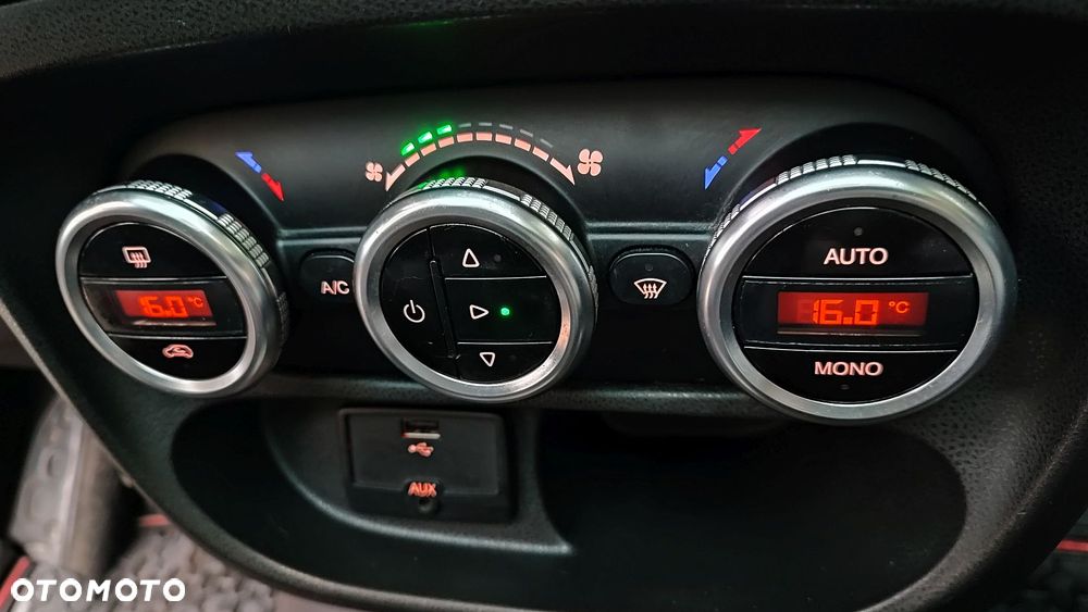 Fiat 500L 1.4 16V Rockstar - 18