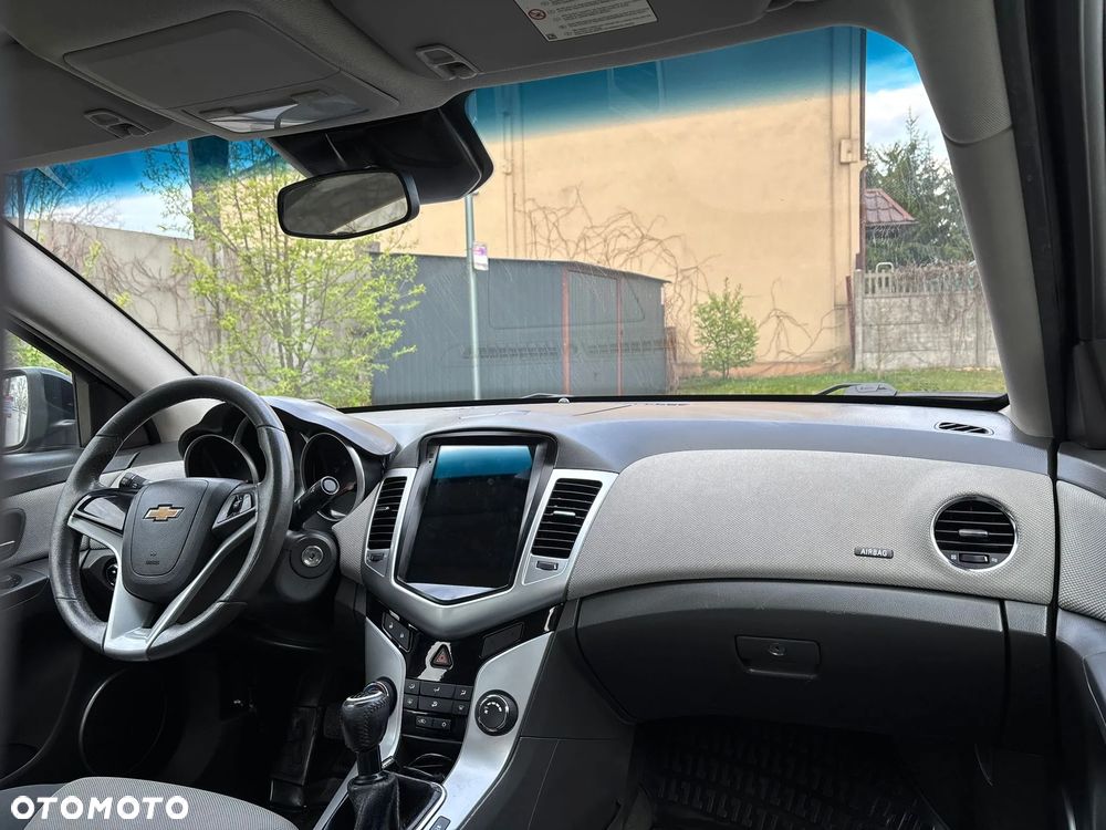 Chevrolet Cruze - 9