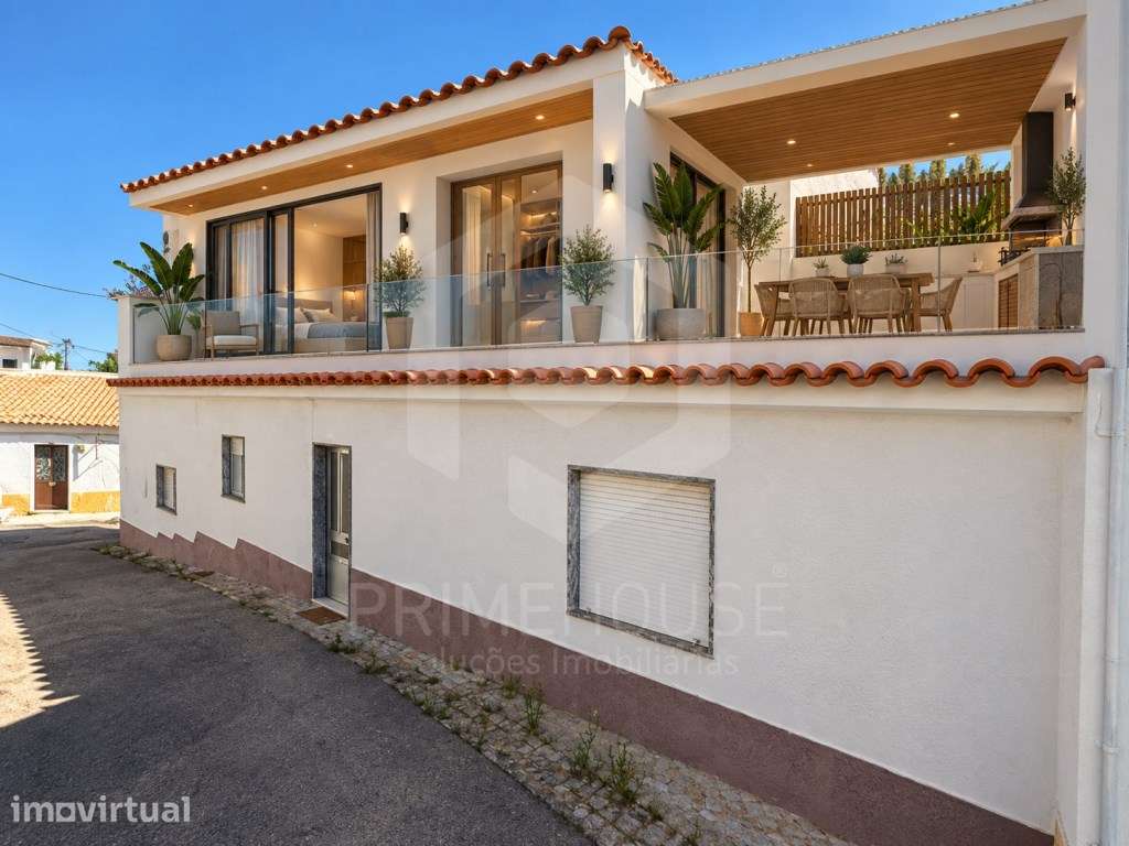 Moradia T2+1 em Alvor - Ampliação, Arrendamento e Investimento