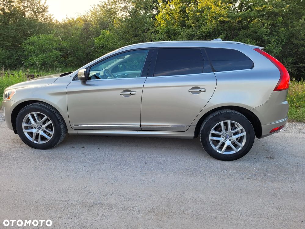 Volvo XC 60 - 8