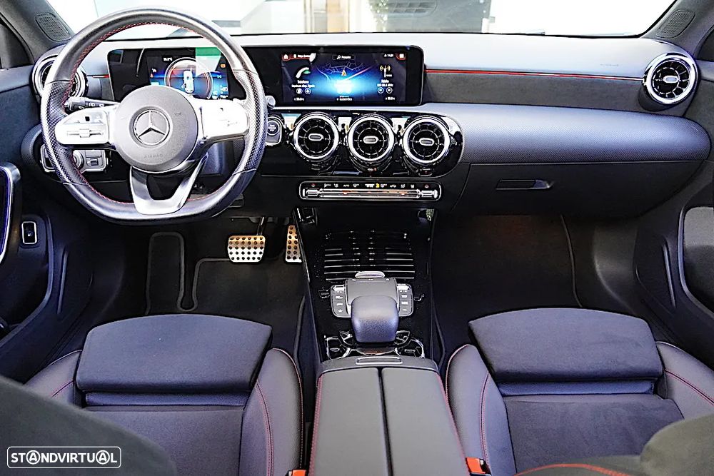 Mercedes-Benz A 250 e AMG Line - 22