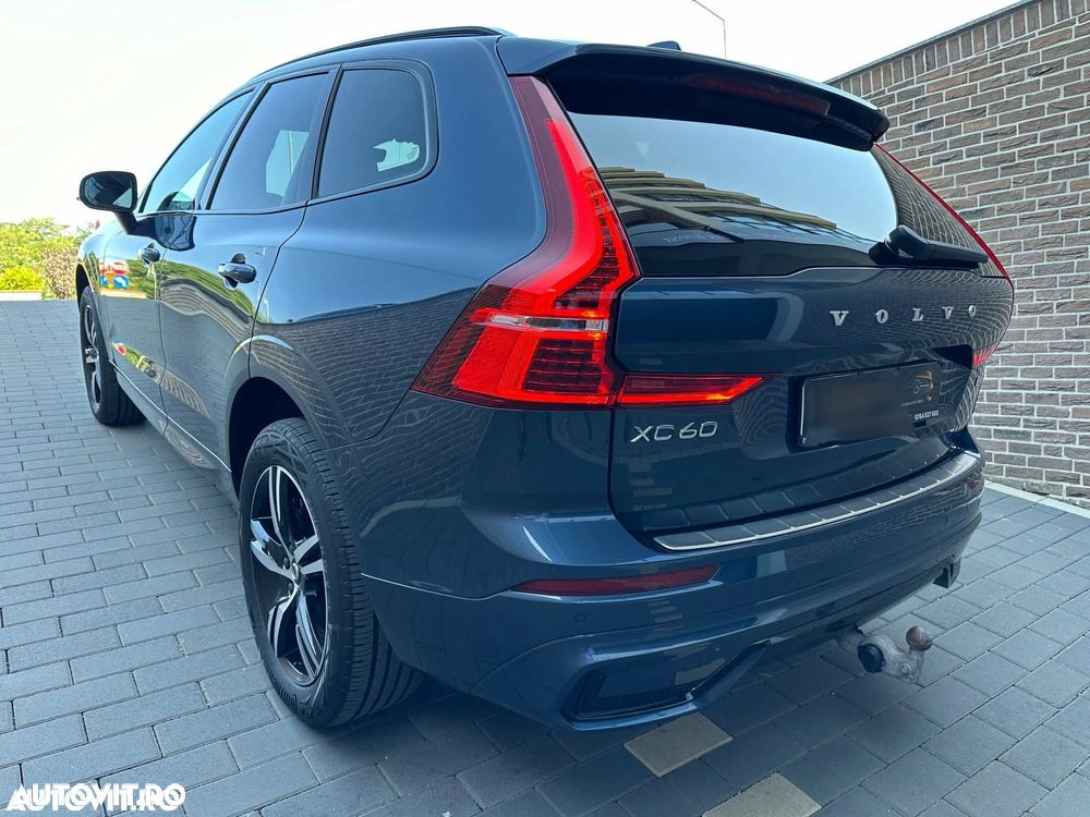 Volvo XC 60 B4 MHEV AT8 AWD R-Design - 5