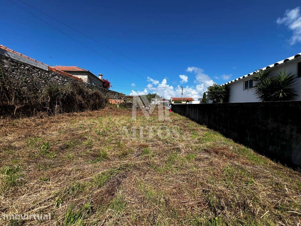 Moradia em ruina para venda em Santa Marta de Portuzelo - Viana do ... - Grande imagem: 2/7