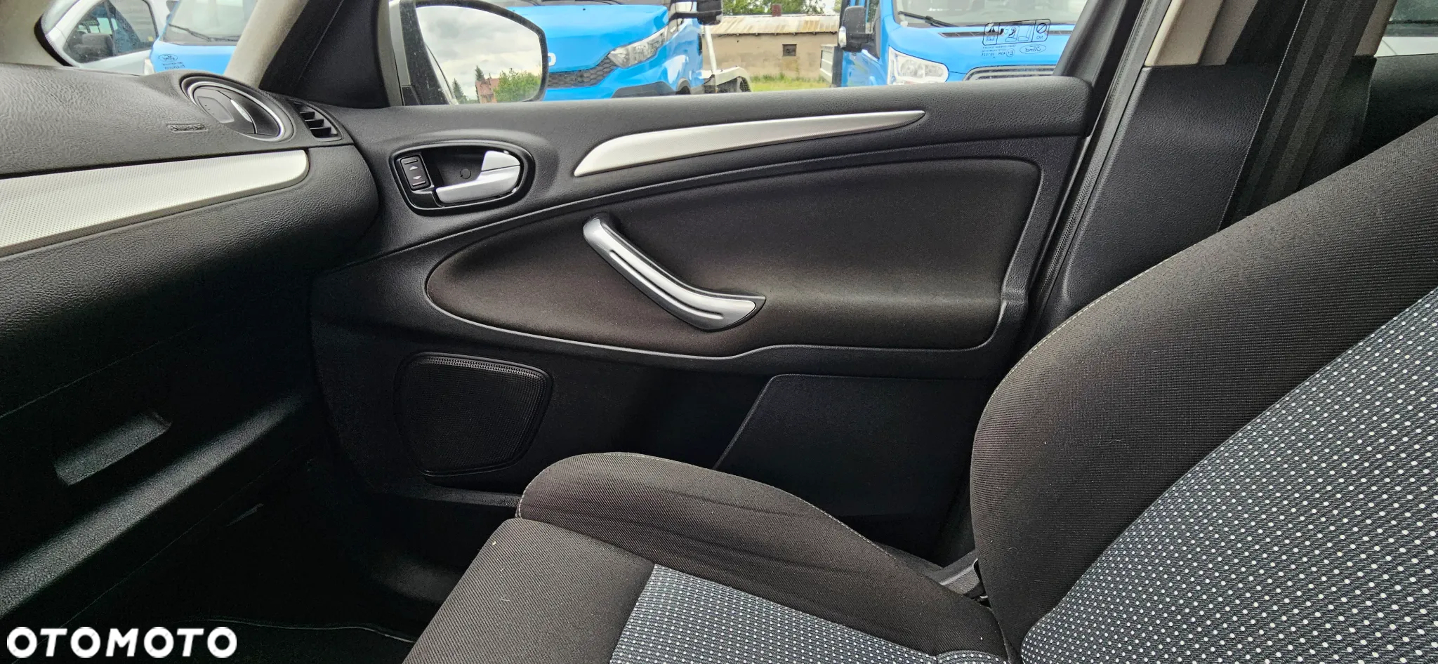 Ford S-Max - 20