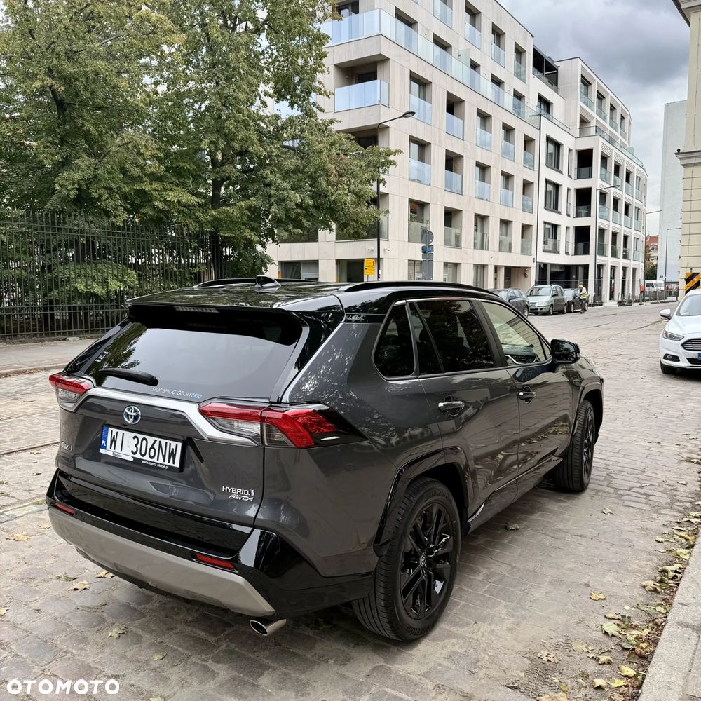 Toyota RAV4 - 5