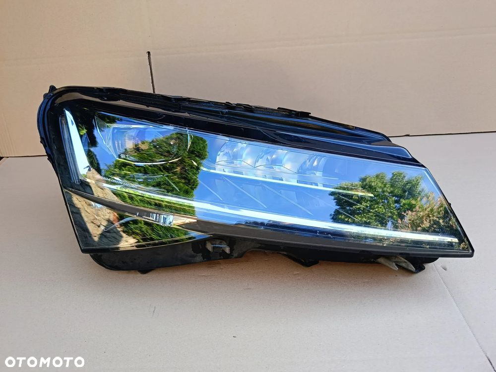Full Led przedni prawy Skoda SuperB III 3 lift lampa 3V1941016D