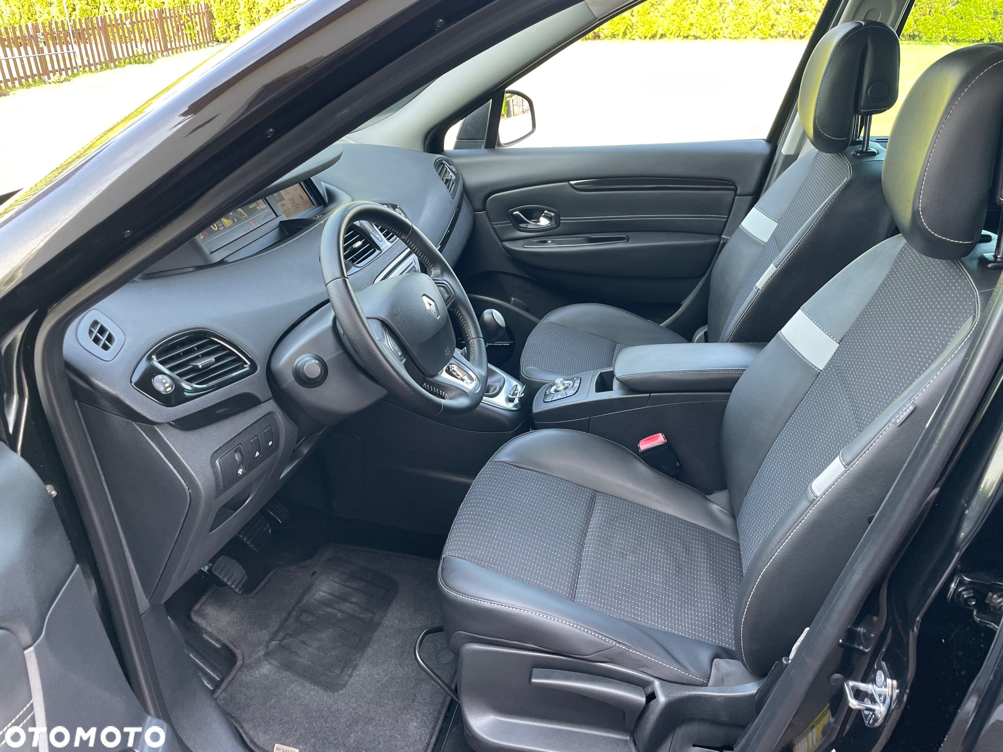 Renault Scenic dCi 110 Xmod Paris - 6