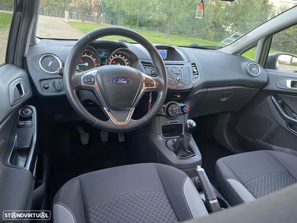 Ford Fiesta 1.0 T EcoBoost Titanium - 8