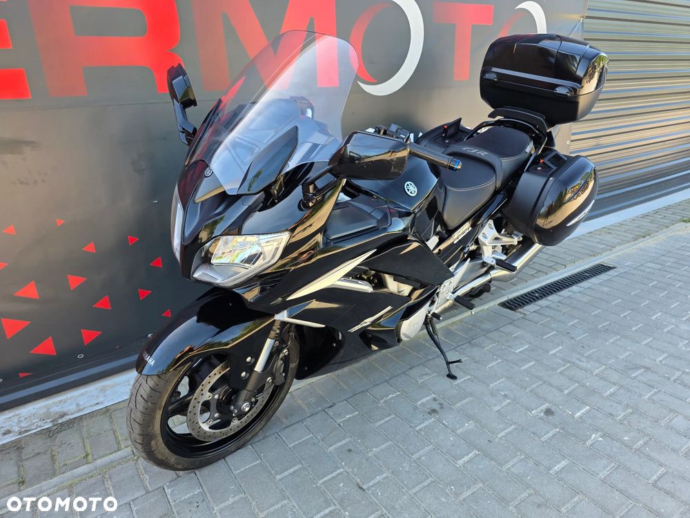 Yamaha FJR - 35