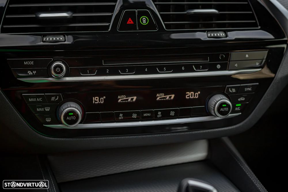BMW 520 d Pack M Auto - 33