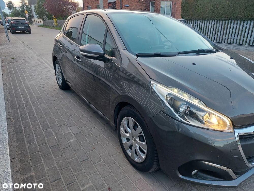Peugeot 208 BlueHDi 100 Active Pack - 2