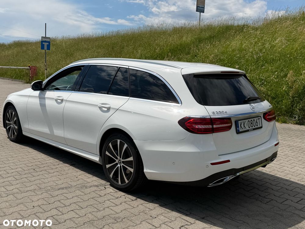 Mercedes-Benz Klasa E 220 d 4-Matic - 5