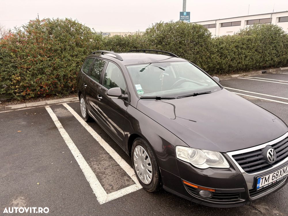 Volkswagen Passat - 2
