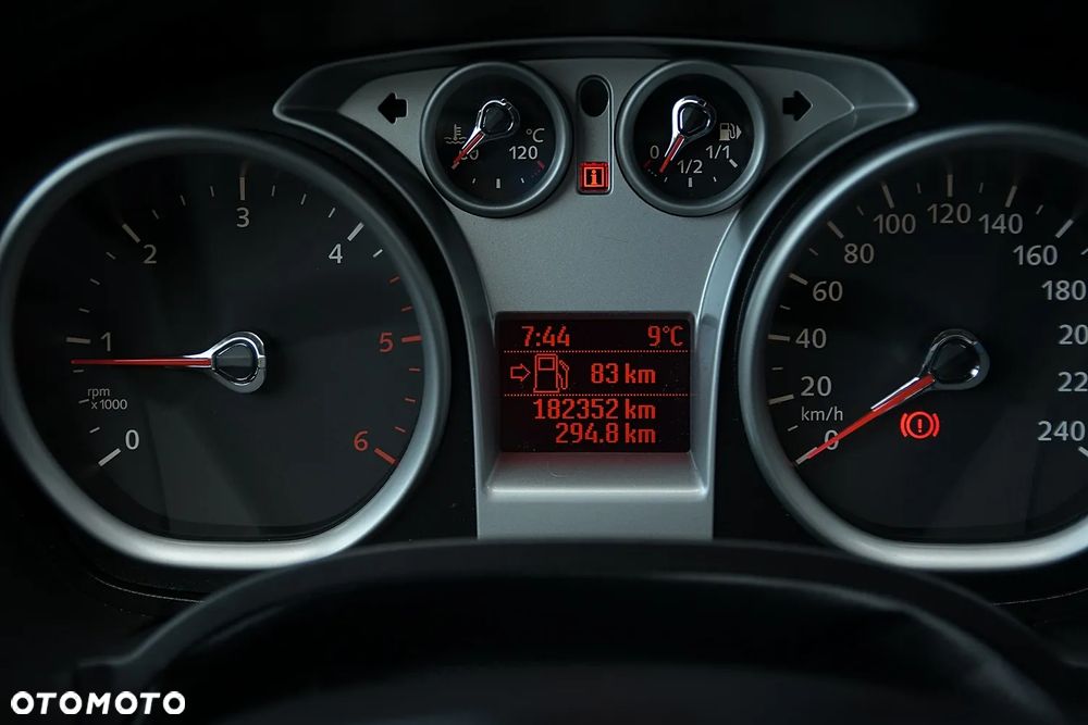 Ford Kuga 2.0 TDCi 4WD Titanium - 32