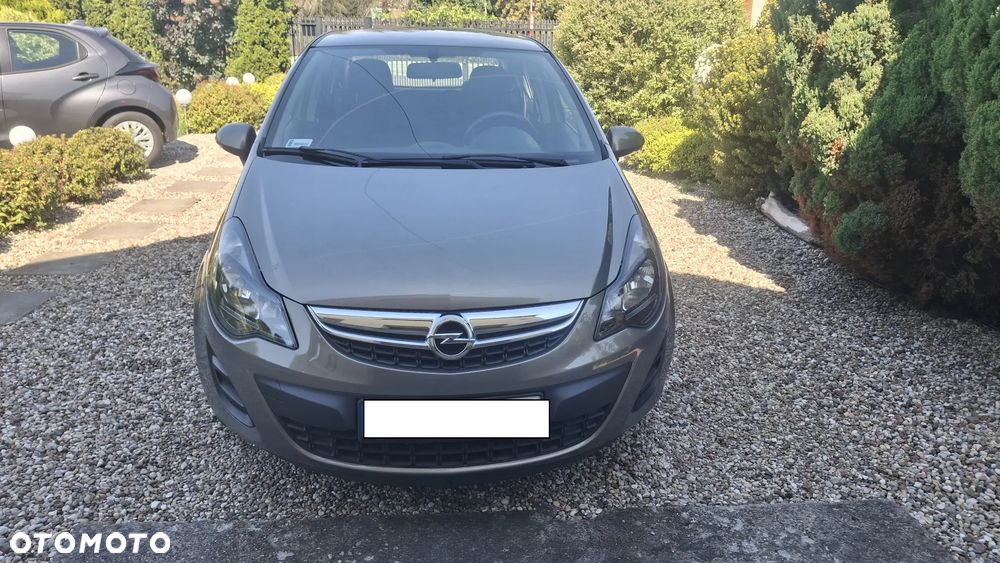 Opel Corsa 1.2 16V Edition / Active - 2