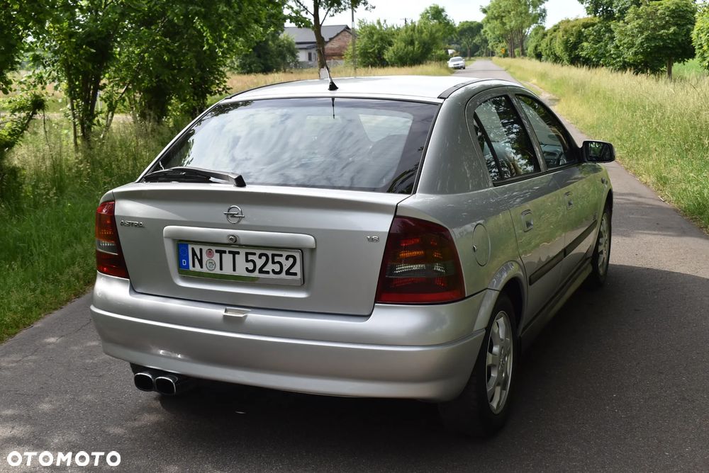 Opel Astra 1.6 Elegance - 8