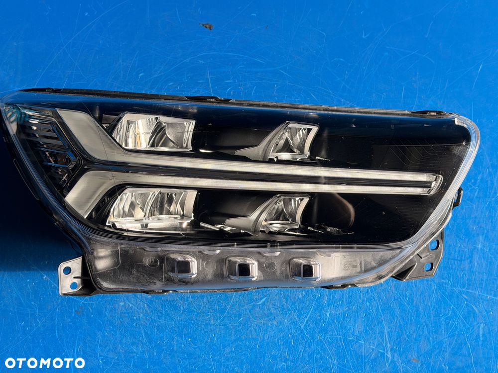 PRAWY FULL LED VOLVO XC40 MID BDB EUROPA - 8